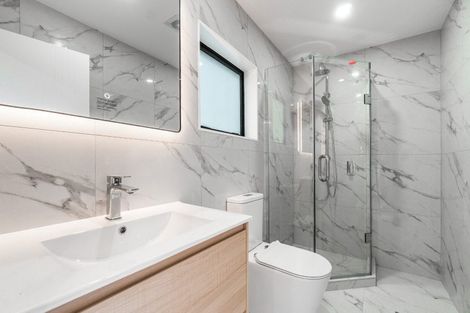 Photo of property in 34b Secretariat Place, Randwick Park, Auckland, 2105