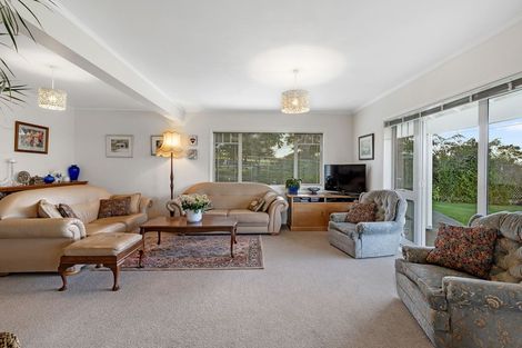 Photo of property in 1971 East Coast Road, Stillwater, Silverdale, 0993