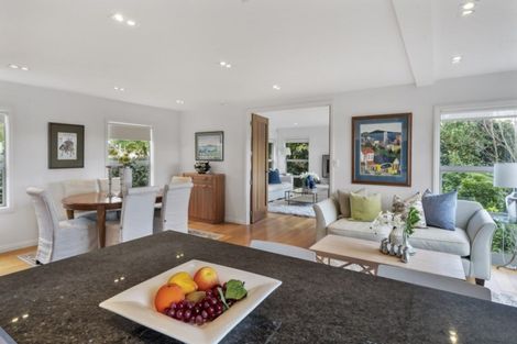 Photo of property in 7 Fenton Terrace, Cockle Bay, Auckland, 2014