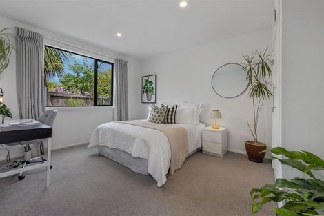 Photo of property in 116 Paparoa Street, Papanui, Christchurch, 8053