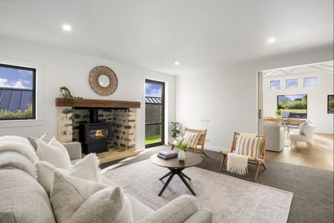 Photo of property in 84 Jacks Point Rise, Jacks Point, Queenstown, 9371