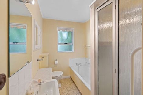 Photo of property in 91 Withells Road, Avonhead, Christchurch, 8042