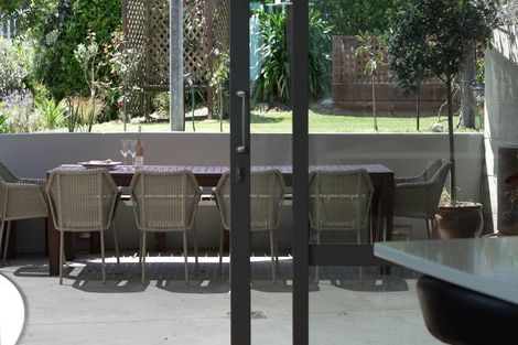 Photo of property in 116 Queens Road, Waikanae Beach, Waikanae, 5036