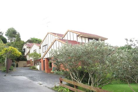 Photo of property in 2/52 Haseler Crescent, Howick, Auckland, 2014