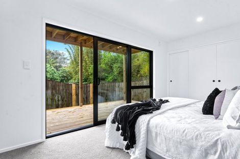 Photo of property in 52a Glamorgan Drive, Torbay, Auckland, 0630