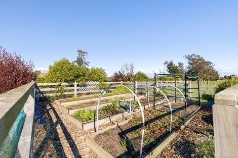 Photo of property in 18 Ashgrove Lane, Ashhurst, Palmerston North, 4470