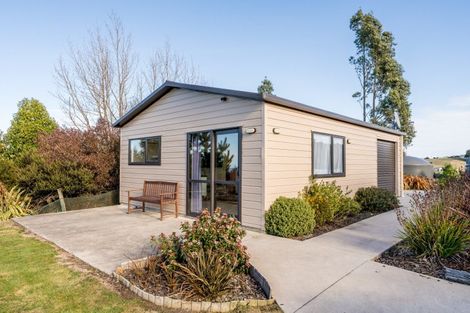 Photo of property in 32 Kayforce Road, Ocean View, Dunedin, 9035