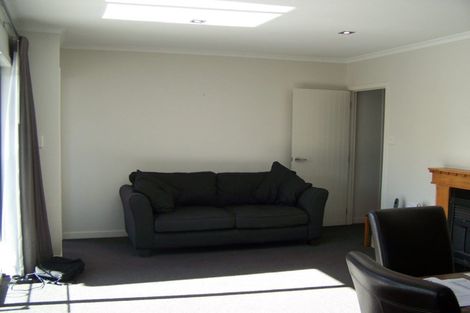 Photo of property in 46a Marine Parade, Mellons Bay, Auckland, 2014