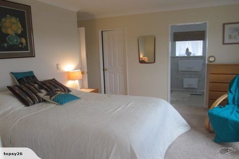 Photo of property in 2 Belmont Rise, Katikati, 3129