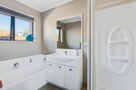 Photo of property in 37 Kauae Place, Ngongotaha, Rotorua, 3010