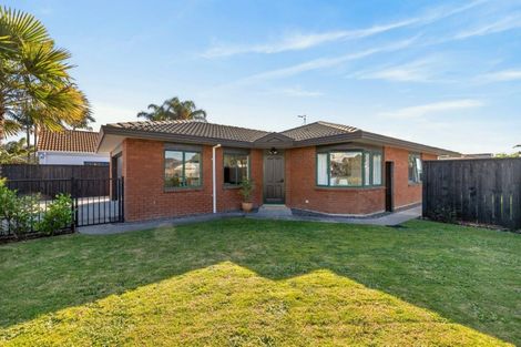 Photo of property in 2 Aldermen Avenue, Papamoa Beach, Papamoa, 3118
