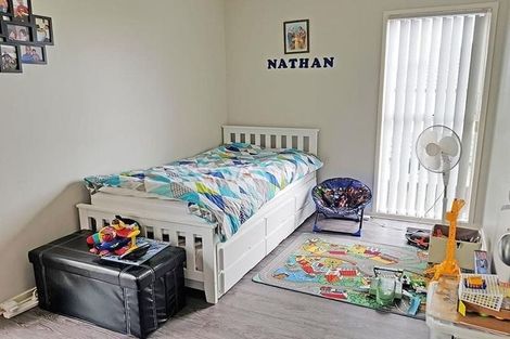 Photo of property in 4a Redoubt Road, Goodwood Heights, Auckland, 2105