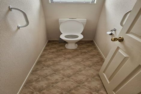 Photo of property in 2 Moffat Way, Bethlehem, Tauranga, 3110