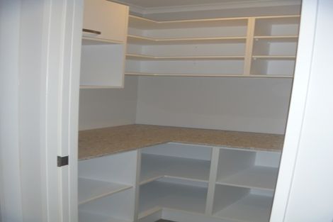 Photo of property in 13 Muirhill Place, Pokeno, 2402