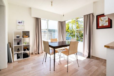 Photo of property in 329 Clifton Road, Te Awanga, 4102