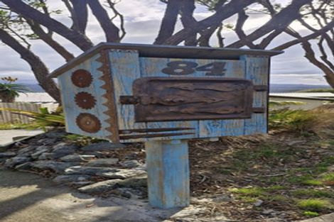 Photo of property in 84 Brick Bay Drive, Sandspit, Warkworth, 0982