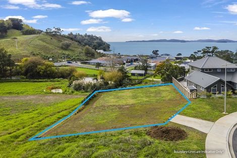 Photo of property in 1 Koru Place, Snells Beach, 0920