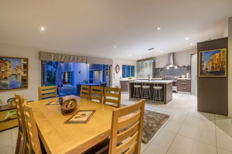 Photo of property in 1 Kotare Heights, Kerikeri, 0230