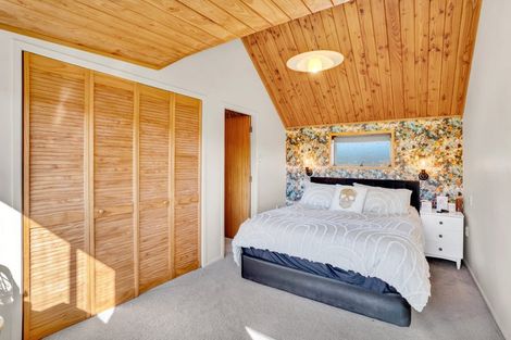 Photo of property in 28 Pararewa Drive, Whalers Gate, New Plymouth, 4310