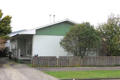 Photo of property in 35 Lombard Street, Palmerston North, 4410