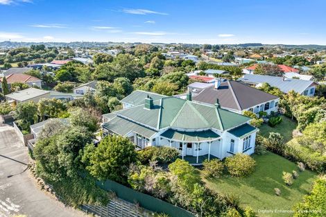 Photo of property in 140 Gonville Avenue, Gonville, Whanganui, 4501