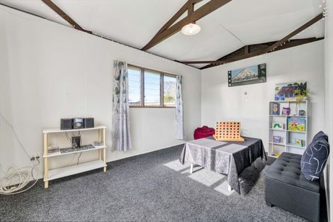 Photo of property in 114 Hamlet Street, Stratford, 4332