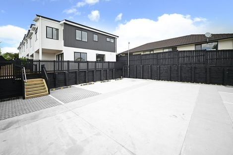 Photo of property in 3/29 Tudor Road, Henderson, Auckland, 0610