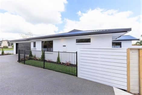 Photo of property in 12 Edwin Street, St Andrews, Hamilton, 3200