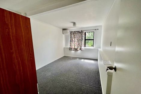 Photo of property in 36 Ennis Avenue, Pakuranga Heights, Auckland, 2010