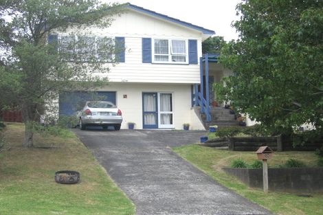 Photo of property in 24 Brunton Place, Glenfield, Auckland, 0629