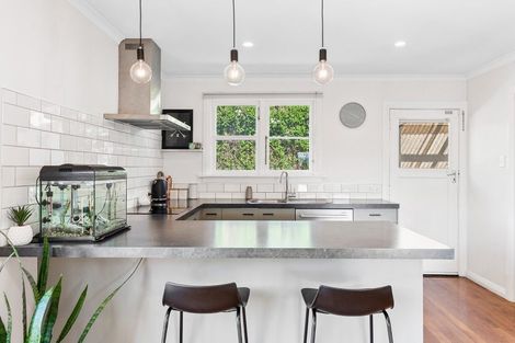 Photo of property in 28 Paterson Road, Mosgiel, 9092