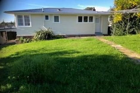 Photo of property in 4 Kereru Street, Henderson, Auckland, 0612