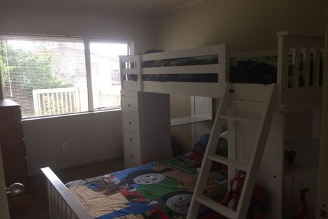 Photo of property in 2/36 Elizabeth Drive, West Harbour, Auckland, 0618