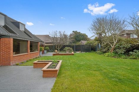 Photo of property in 10 Thurlestone Place, Burnside, Christchurch, 8053