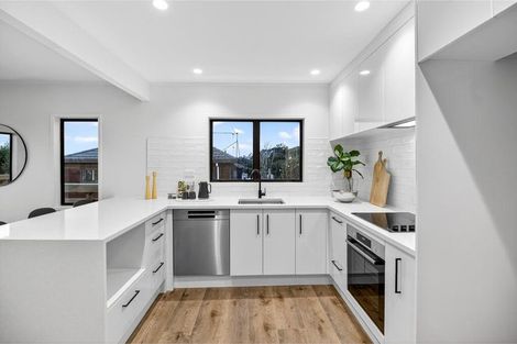 Photo of property in 14/16 Mahara Avenue, Birkenhead, Auckland, 0626