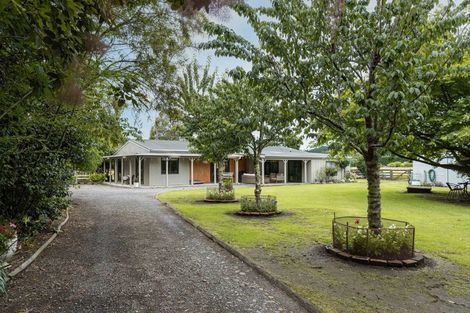 Photo of property in 363 Brandon Hall Road, Bulls, 4894