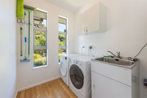 Photo of property in 32 Frenchay Drive, Atawhai, Nelson, 7010