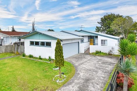 Photo of property in 81 Friedlanders Road, Manurewa, Auckland, 2102