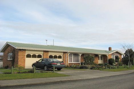 Photo of property in 33 Vogel Street, Waikiwi, Invercargill, 9810