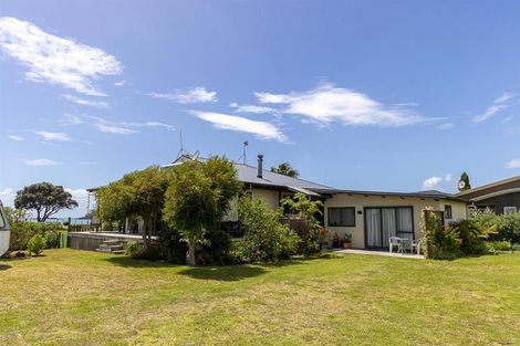 Photo of property in 10 Ngatiwai Place, Whangaruru, Hikurangi, 0184
