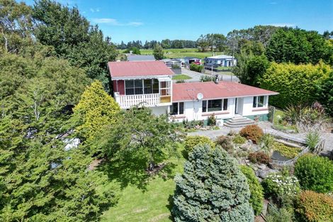 Photo of property in 33 Bay View Road, Woodend, Invercargill, 9877