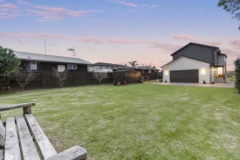 Photo of property in 972 Papamoa Beach Road, Papamoa Beach, Papamoa, 3118