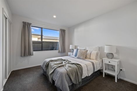 Photo of property in 14 Andesite Drive, Rolleston, 7614