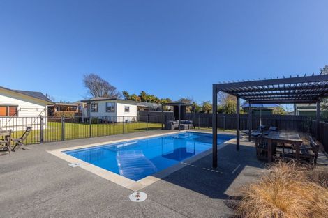 Photo of property in 48a Kings Drive, Levin, 5510