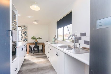 Photo of property in 5a Harding Place, Feilding, 4702