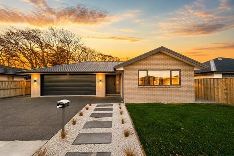 Photo of property in 27 Crossley Avenue, Woodend, 7610