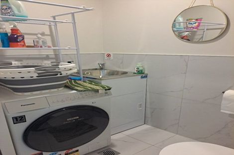 Photo of property in 20 Rorotu Avenue, Karaka, Papakura, 2113