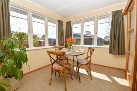 Photo of property in 4 Philip Street, Carterton, 5713