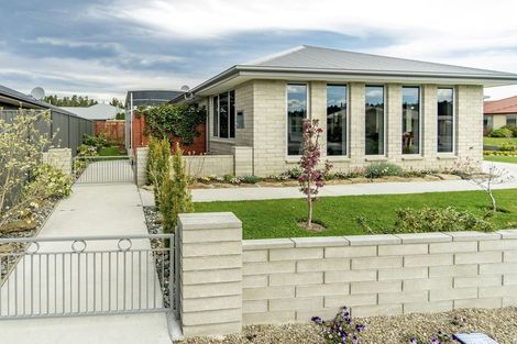 Photo of property in 2 Quail Close, Alexandra, 9320