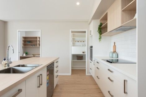 Photo of property in 7 Lakeside Terrace, Omokoroa, 3114